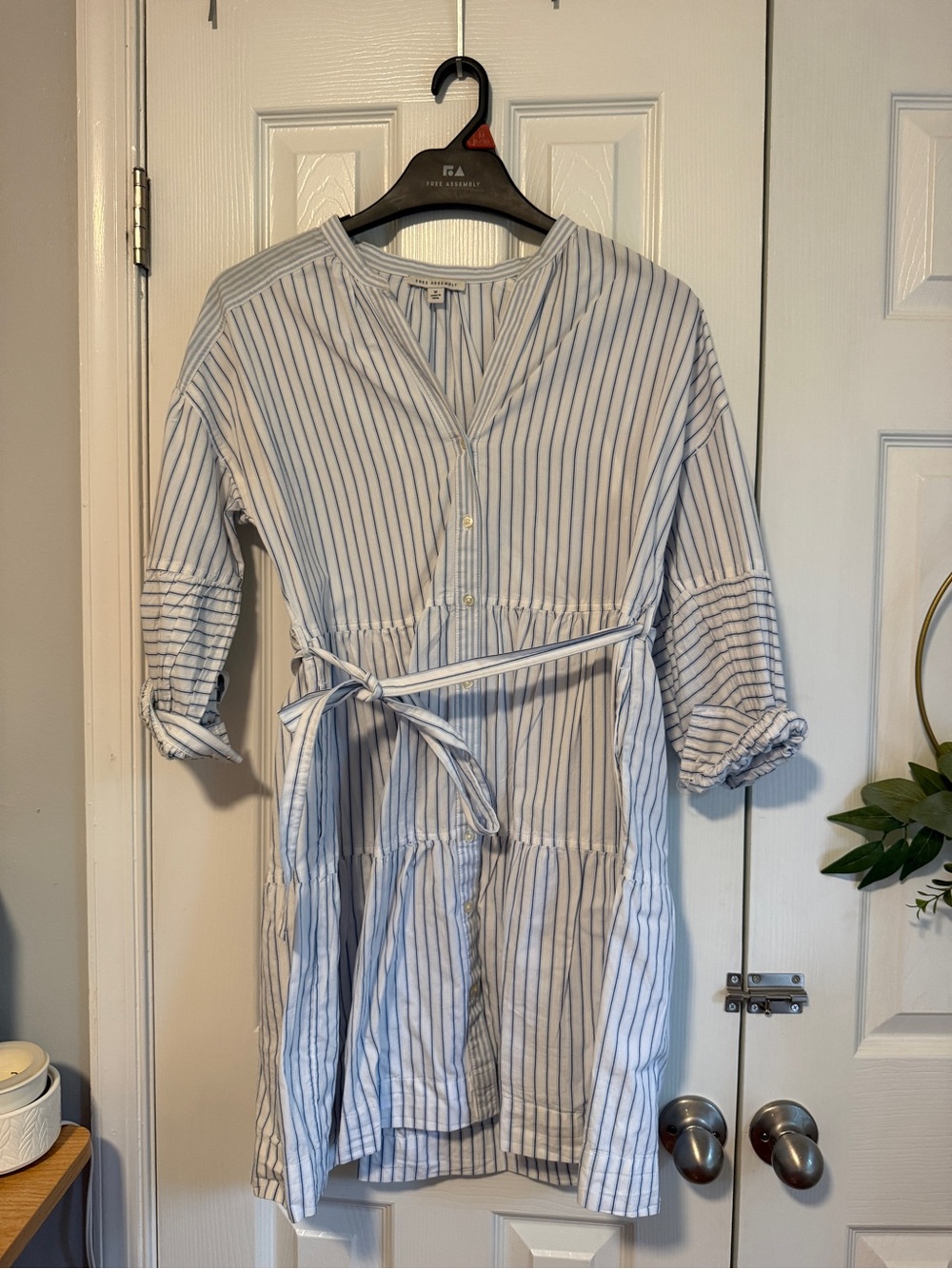 Never worn! Striped Cotton Tie-Waist Women’s Shirt Dress - Blue/White